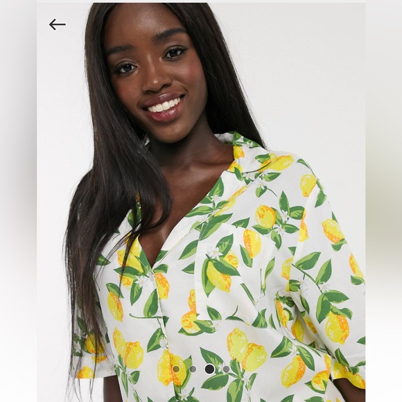 Lemon 🍋 Print Top - Picture 2 of 10
